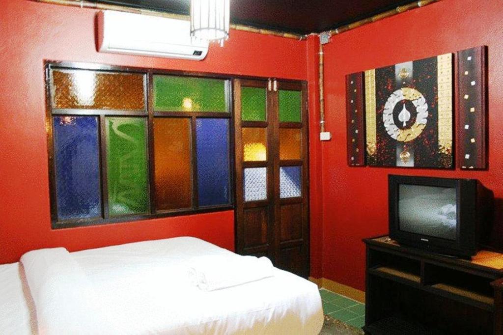 Saithong Guesthouse Chiang Mai Værelse billede